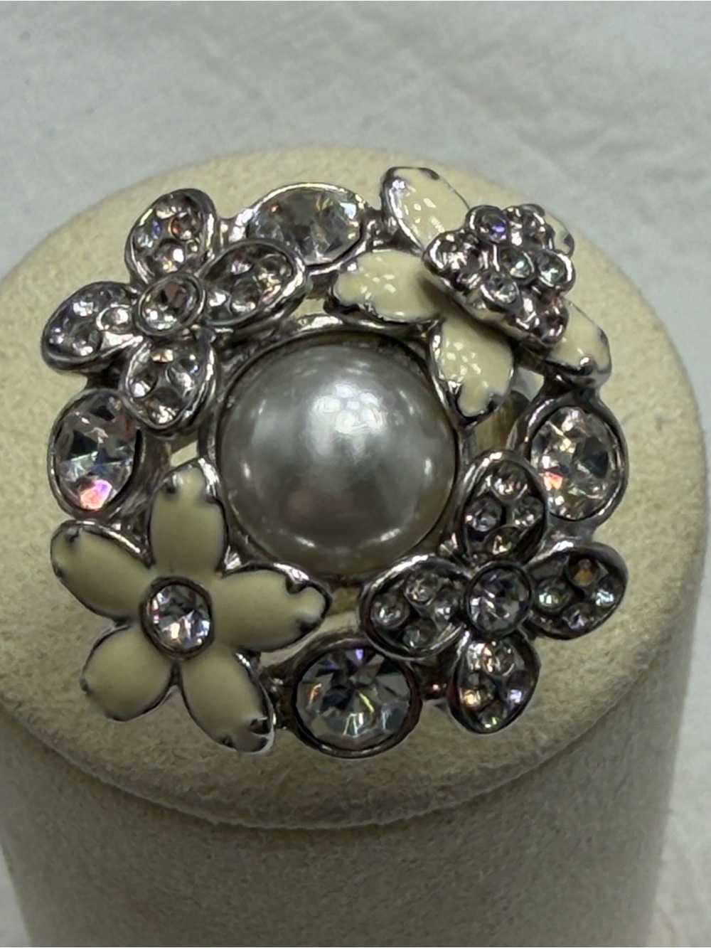 Lia Sophia Floral Pearl Ring with Enamel #432R